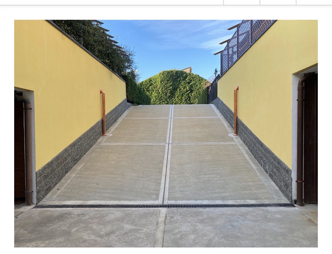 Rampa carrabile box completata a Lissone MB con finitura antiscivolo